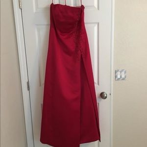 Red prom dress